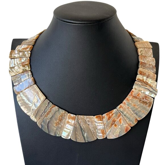Handmade Mother of Pearl and Abalone Shell Collar Choker Necklace Iridescent - Picture 3 of 13